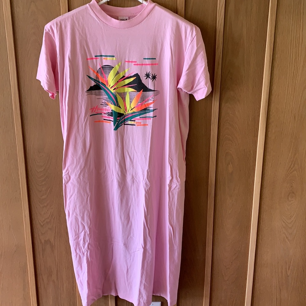 Vintage 80s amazing Hawaii t-shirt dress.